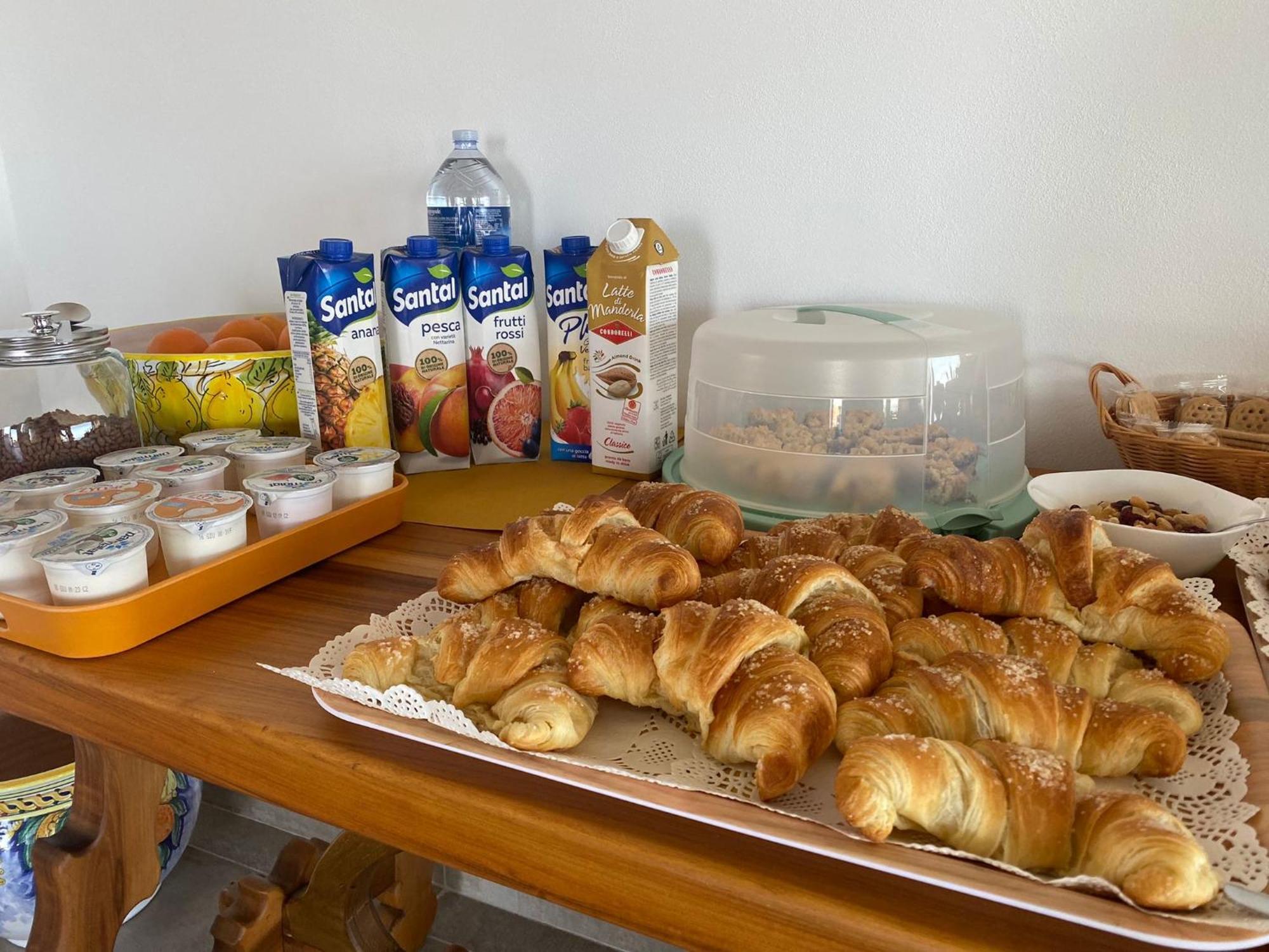 La Casa Di Pippo Flora Bed & Breakfast Agrigento Luaran gambar